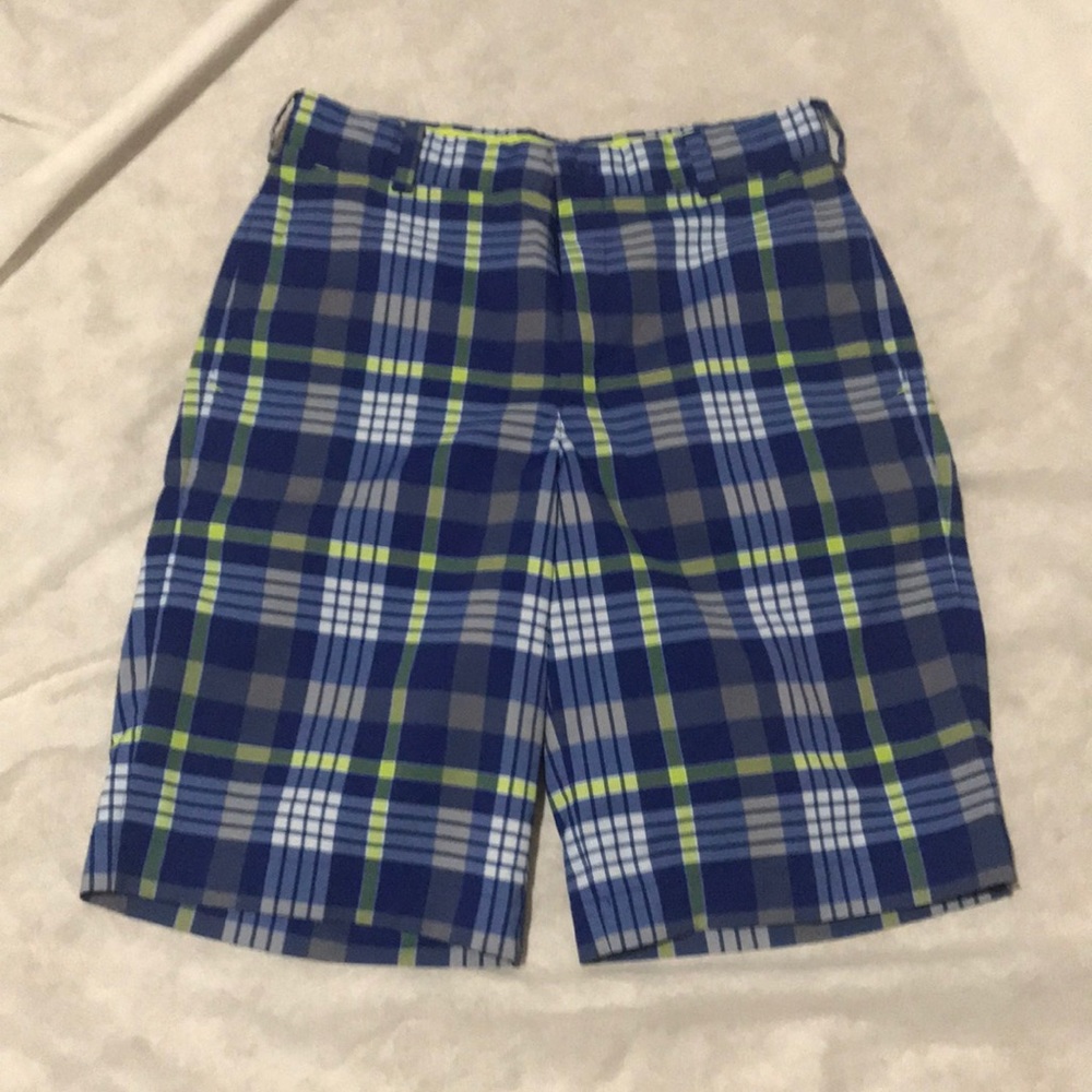 Nike golf shorts